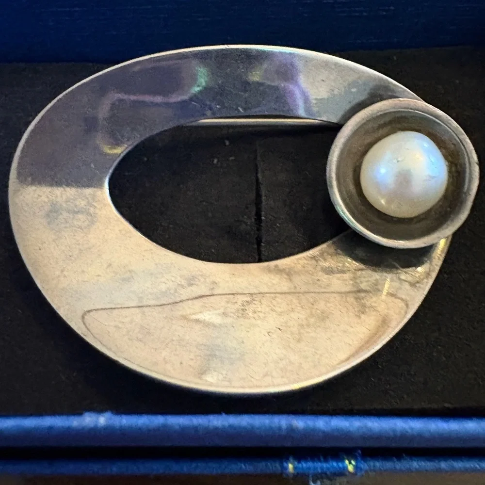 Vintage 1950s/60s Modernist Sterling Silver & Pearl Brooch | Scandinavian Design
